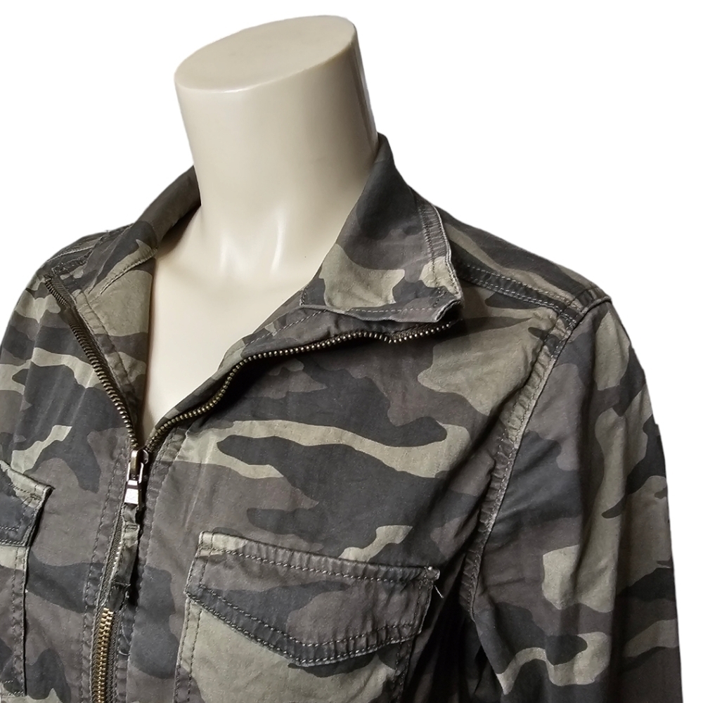 Sonoma Camp Lightweight Jacket. Medium - image 2